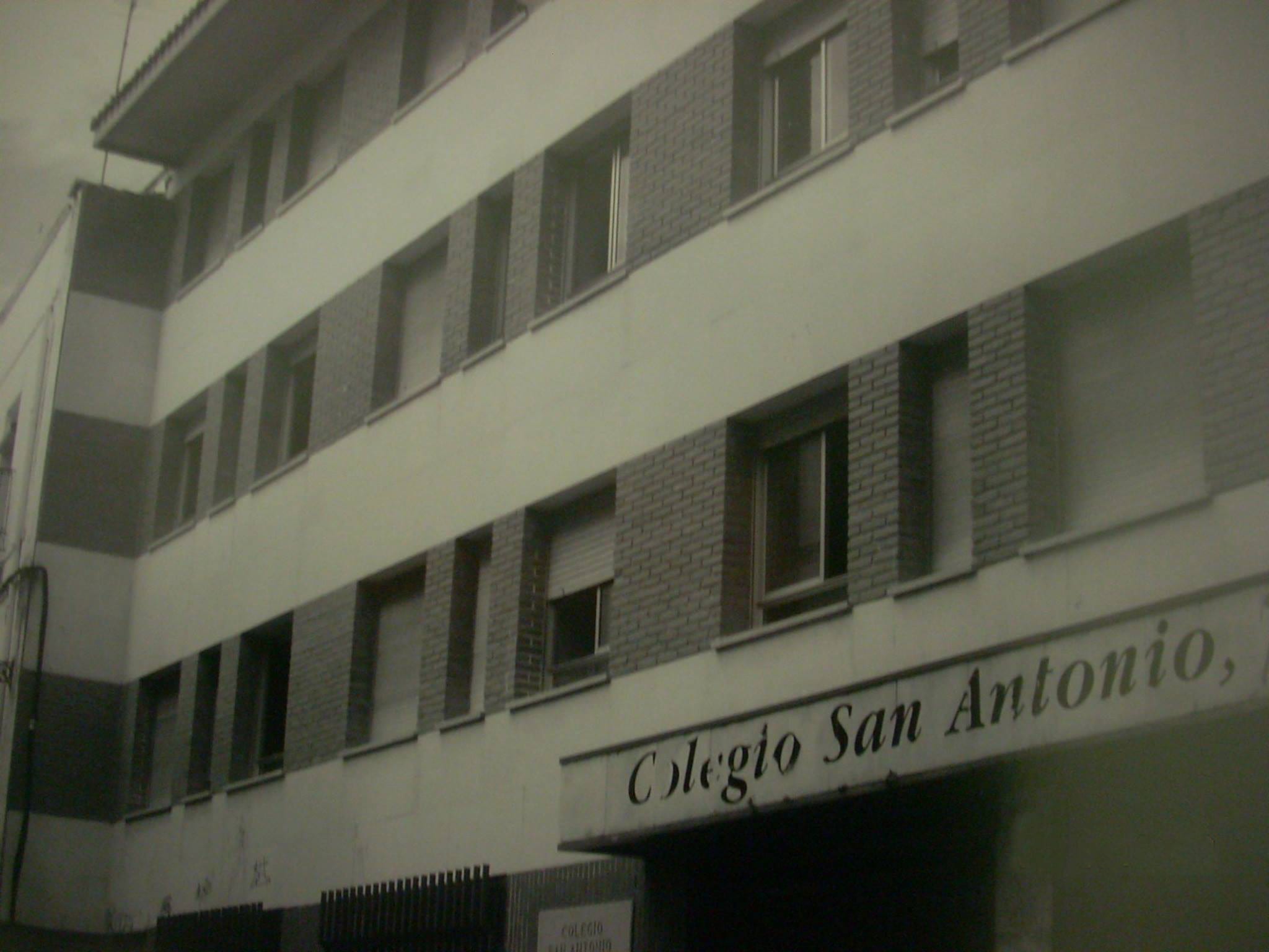 Colegio San Antonio de Padua - Fachada Margallo