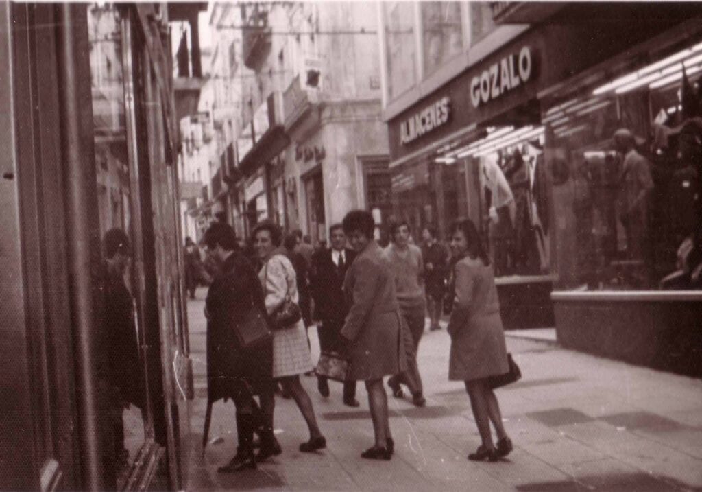 Calle de C&aacute;ceres