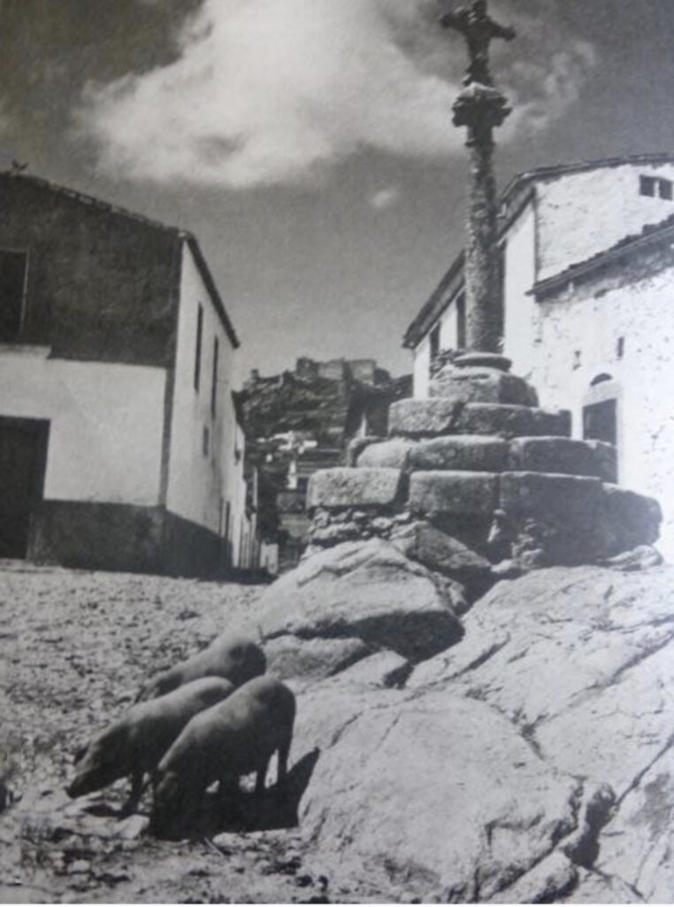 Cruz del Prado - a&ntilde;os 40 - Mont&aacute;nchez