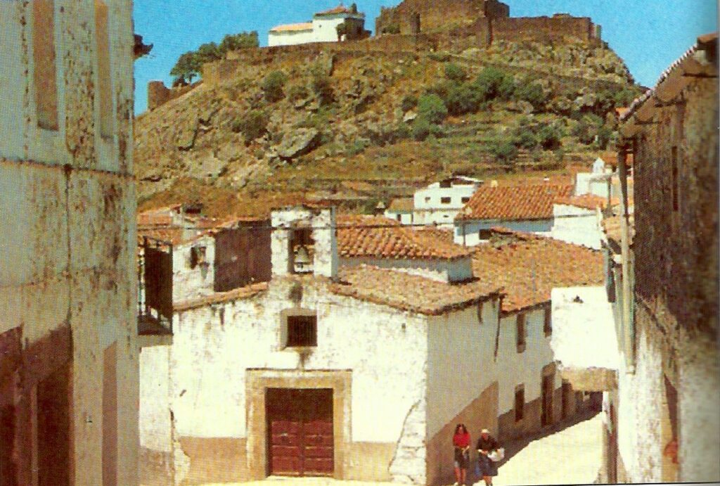 Ermita del Pilar en Mont&aacute;nchez
