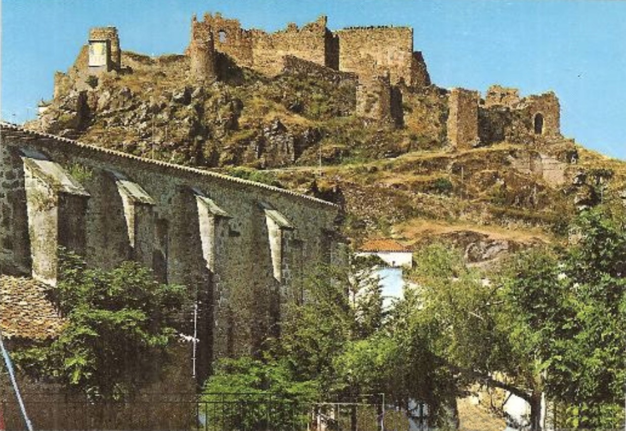 Iglesia y Castillo de Montánchez