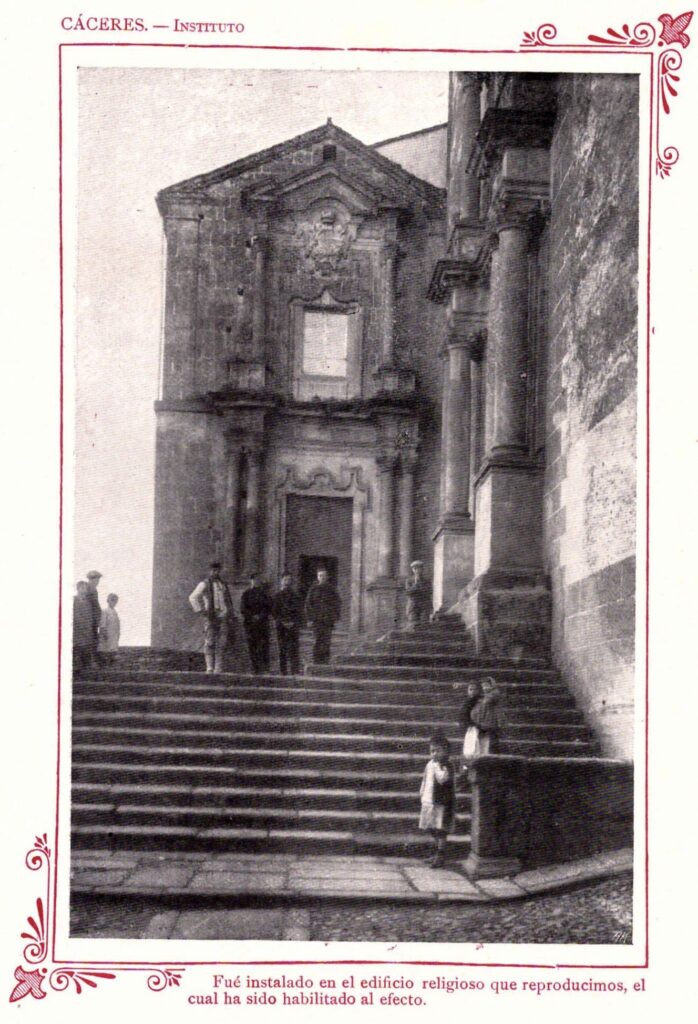 1910 - C&aacute;ceres portfolio